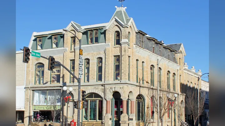 Cowley County National Bank Building