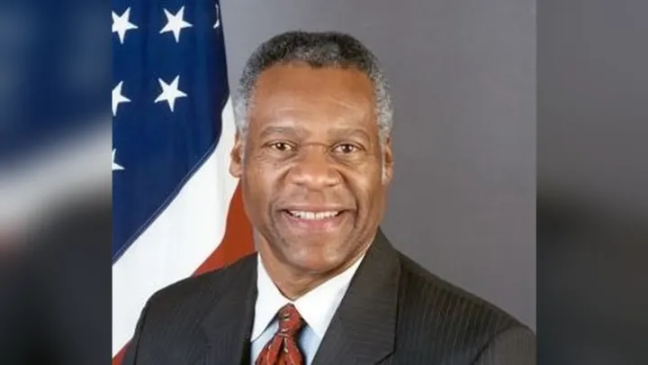Delano Lewis