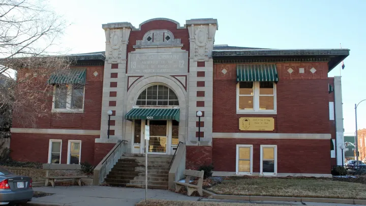 Winfield Public Carnegie Library